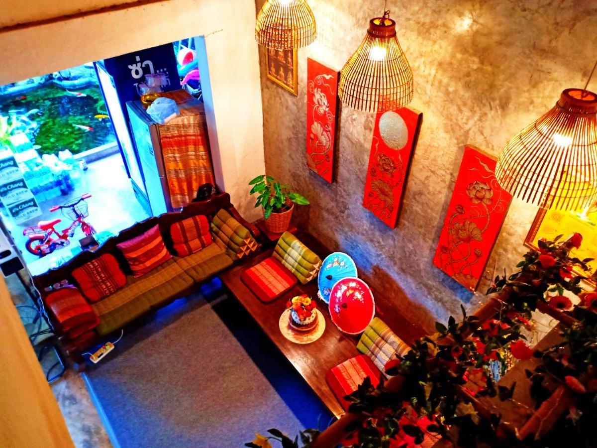 Sofa Gallery Hotel Nong Khai Bagian luar foto