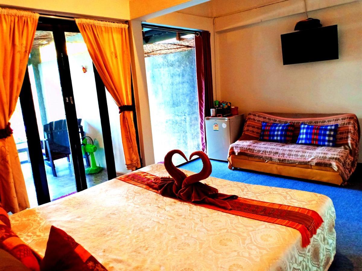 Sofa Gallery Hotel Nong Khai Bagian luar foto